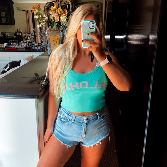 Billabong Tops - 🆕 NWT BILLABONG easy street aloha mahalo green and pink crop top